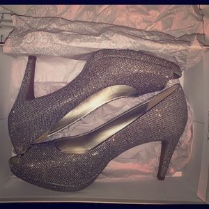 Silver sparkle prom heels